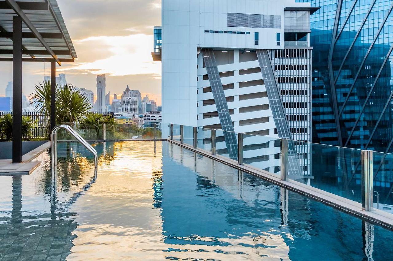 Seekers Finders Rama IV Hotel Surestay Collection By BW Банкок Екстериор снимка